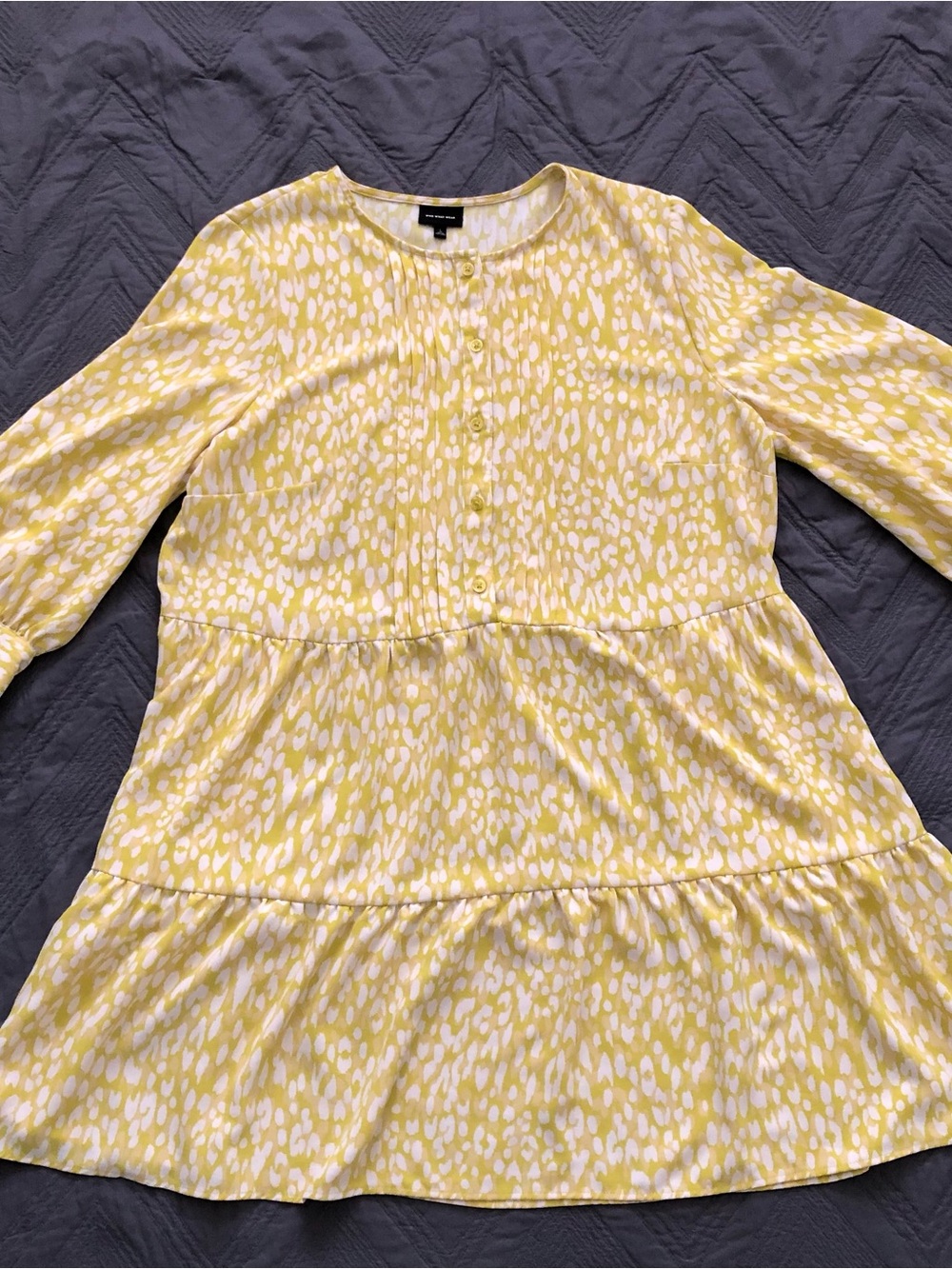 Who What Wear Yellow Printed Long Sleeve Tiered Dress - Picture 3 of 10